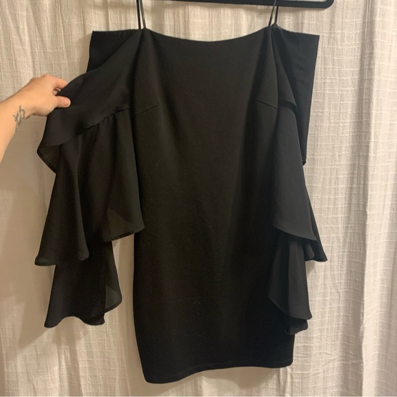 Black Tiered Long Sleeve Cocktail Dress 🖤 Worn ONCE! - Picture 6 of 9